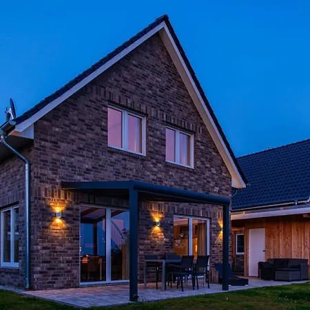 Haidrun Holiday home Butjadingen